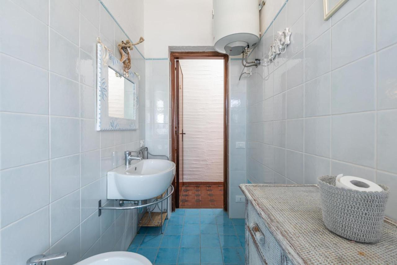 Villa Casa Nicoleup Porto Columbu - Perd'E Sali Exterior foto